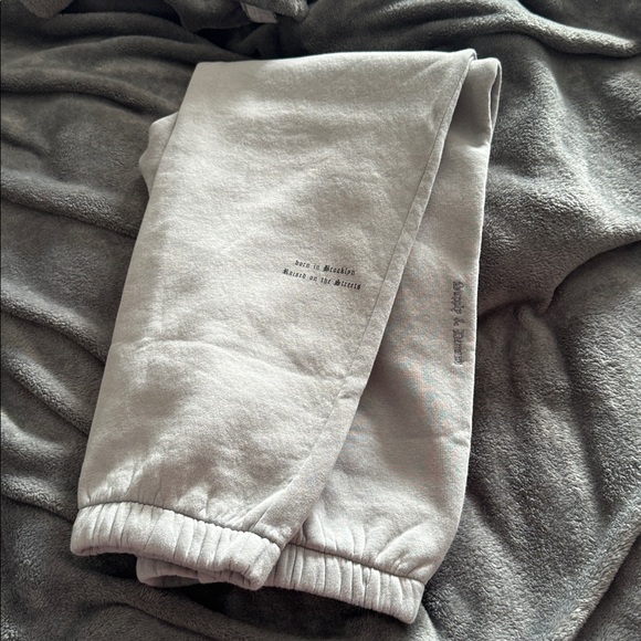 Supply & demand Gray Jogger - Picture 4 of 7